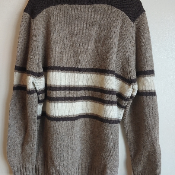 Sweater - Picture 5 of 5